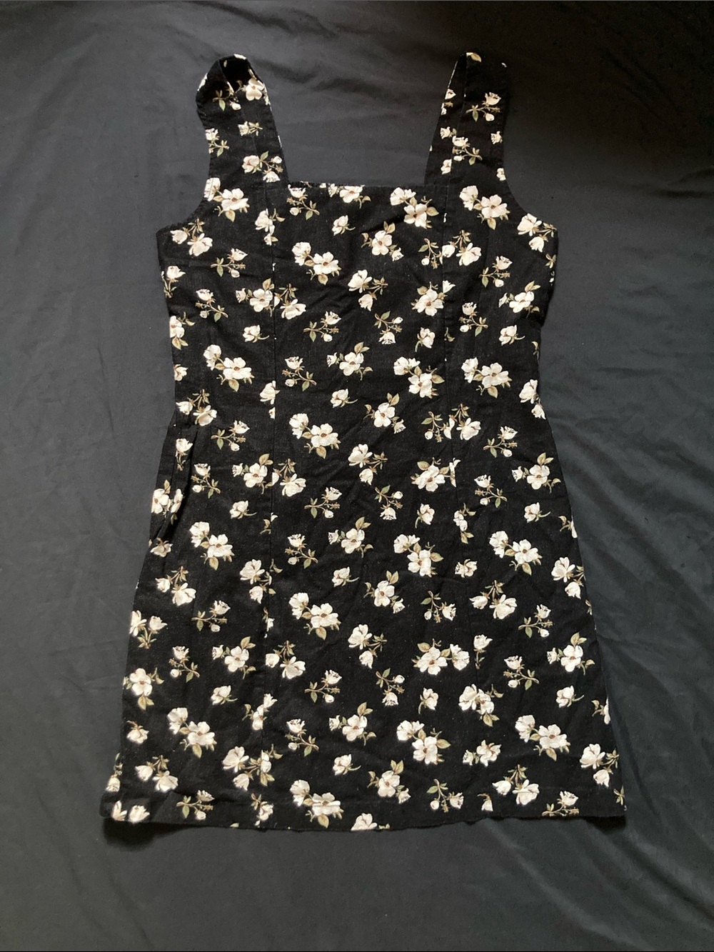 Old Navy Linen Floral Dress Black White Size Medium Elastic Back